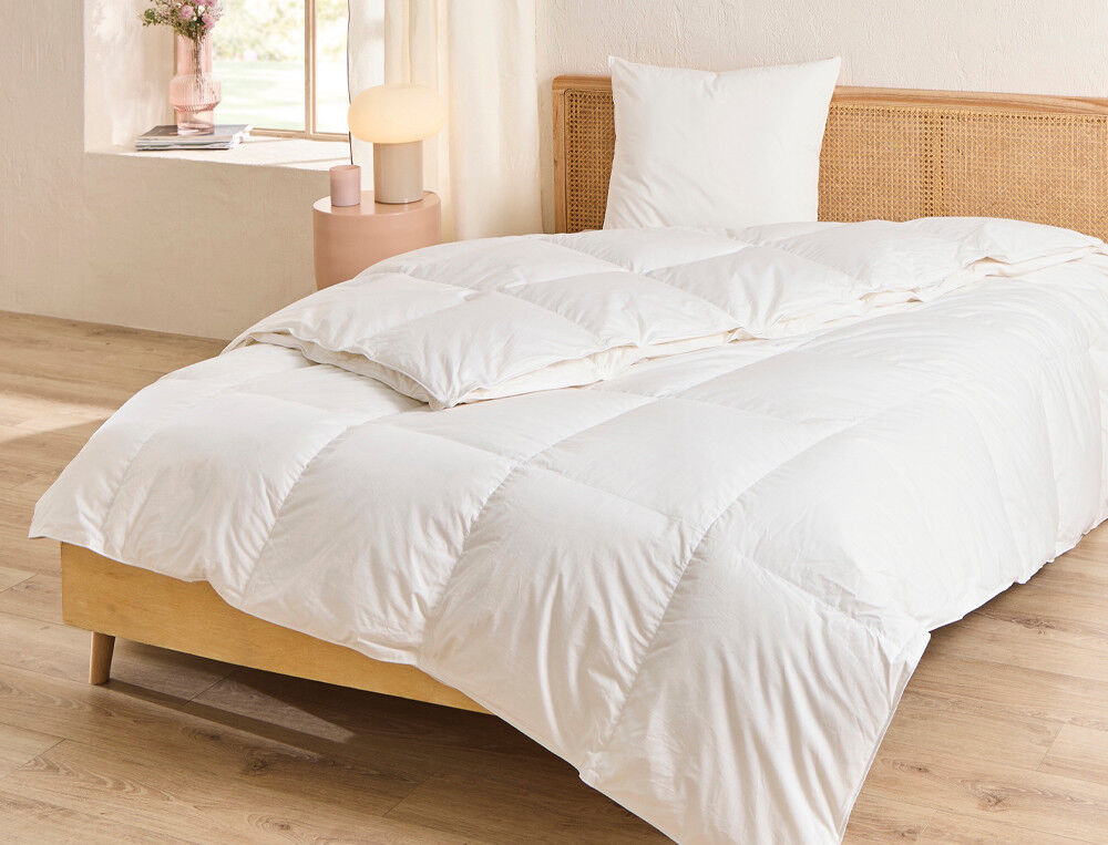 Couette 2 pers. - 200x200 cm - Prestige 4 saisons - Coloris Unique - Linvosges
