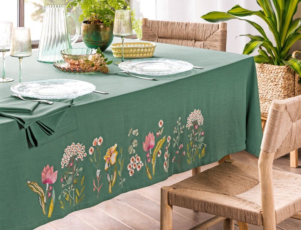 Nappe rectangulaire - 160x250 cm - Farandole féérique - Coloris Unique - Linvosges